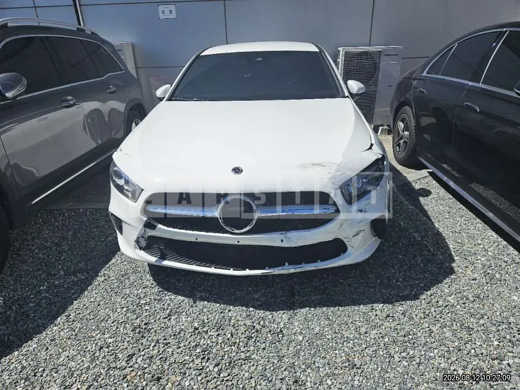 Photo 2 of 30: 2022 Mercedes-Benz A220 Sedan — Korean insurance auction