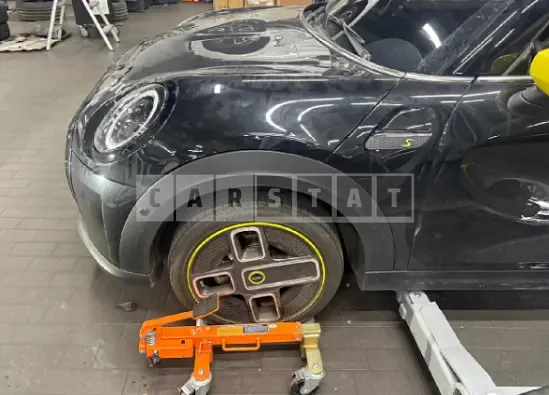 Photo 2 of 24: 2023 MINI Cooper Se — Korean insurance auction