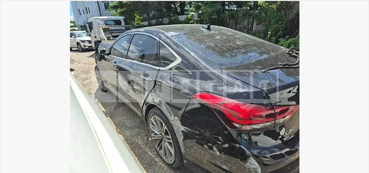 Photo 2 of 35: 2018 Genesis G80 3.3 — Korean insurance auction