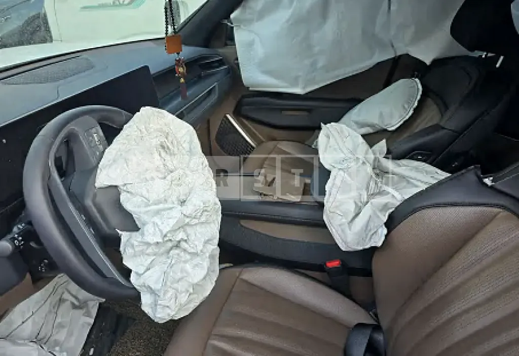 Photo 2 of 19: 2024 Kia EV9 — Korean insurance auction