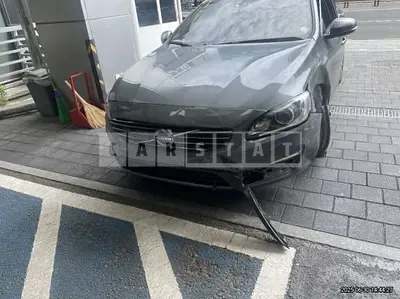 Photo 1 of 11: 2017 Volvo S60 D4 — Korean insurance auction
