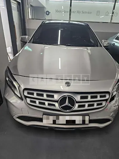 Photo 1 of 12: 2018 Mercedes-Benz GLA220 — Korean insurance auction