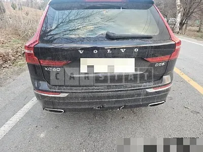 Photo 1 of 18: 2019 Volvo XC60D5 AWD — Korean insurance auction