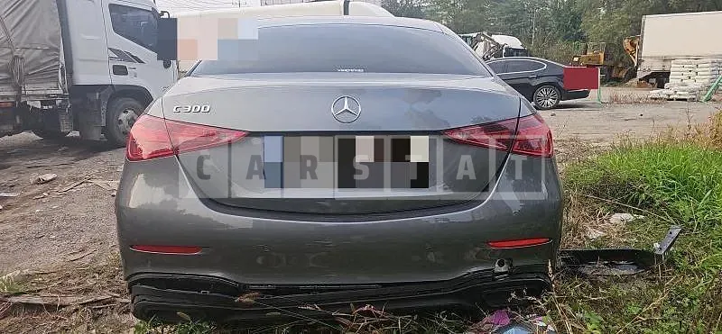 Photo 2 of 27: 2022 Mercedes-Benz C300, VIN W1KAF4GB4NF044949 — Korean insurance auction