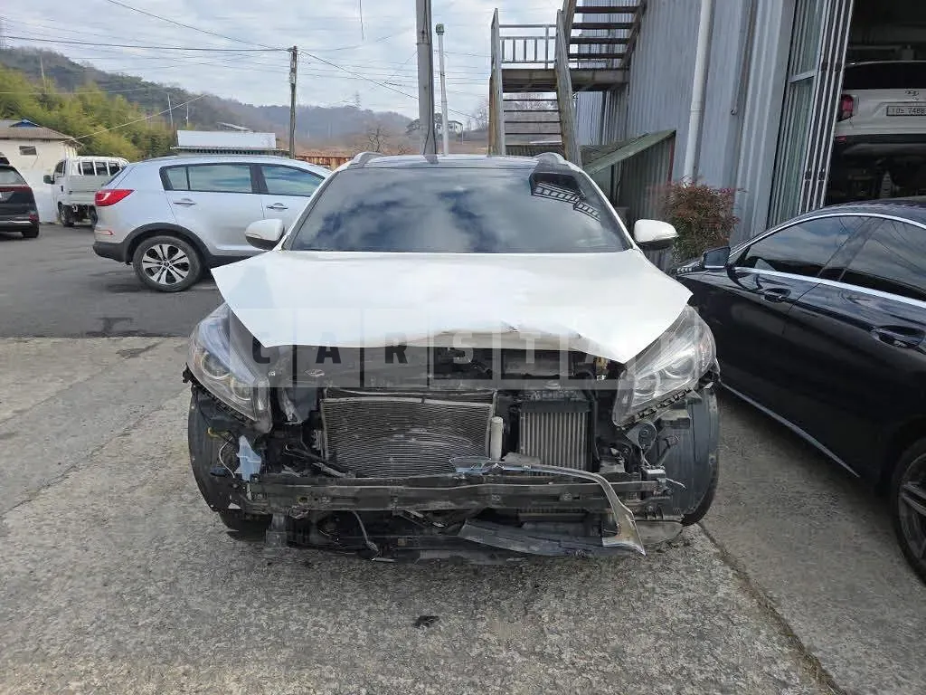 Photo 2 of 23: 2015 Kia Sorento, VIN KNAPK81ABGA166297 — Korean insurance auction