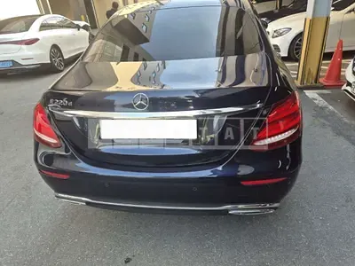 Photo 1 of 7: 2019 Mercedes-Benz E220d — Korean insurance auction