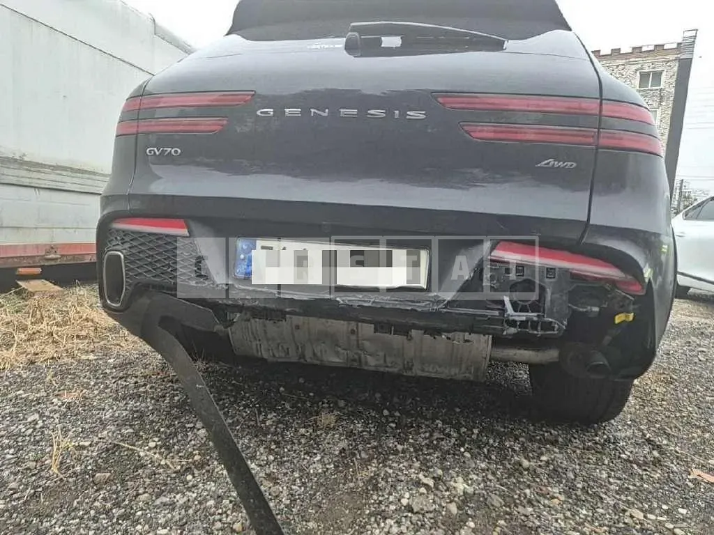 Photo 2 of 24: 2023 Genesis GV70 AWD — Korean insurance auction