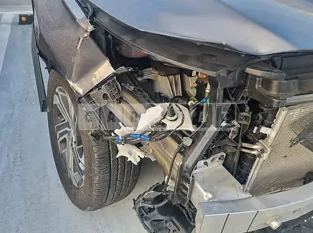 Photo 2 of 27: 2021 Hyundai Santa Fe, VIN KMHS381LGMU412456 — Korean insurance auction