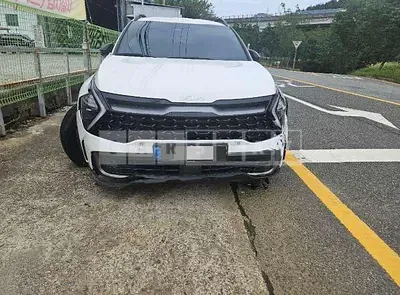 Photo 1 of 45: 2021 Kia Sportage — Korean insurance auction