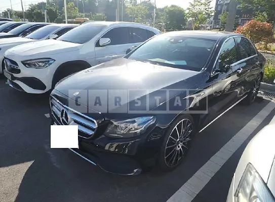 Photo 2 of 15: 2017 Mercedes-Benz E220d — Korean insurance auction