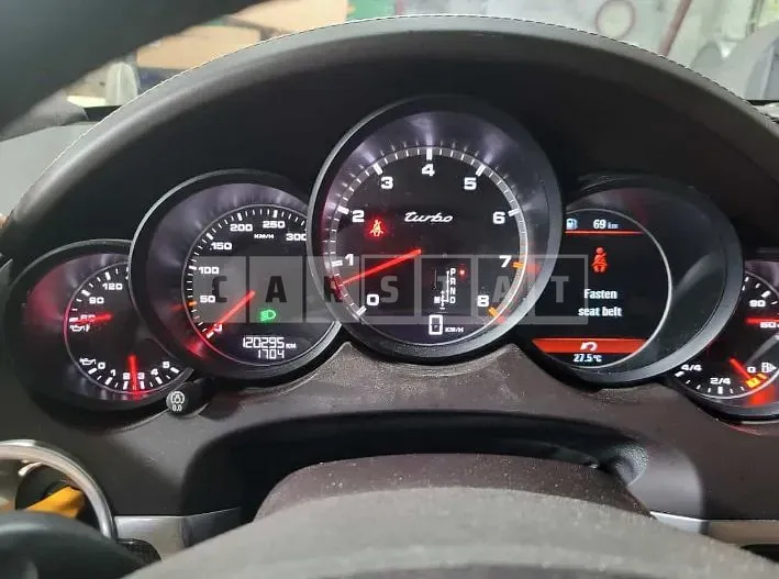 Photo 2 of 34: 2014 Porsche Cayenne Turbo — Korean insurance auction