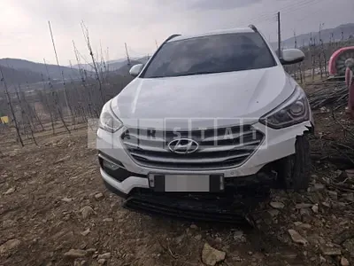 Photo 1 of 13: 2015 Hyundai Santa Fe DM 2.2 4WD, VIN KMHSW81XDGU545578 — Korean insurance auction