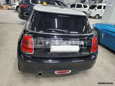 Photo 1 of 14: 2017 MINI Cooper D, VIN WMWXN3102H2E00643 — Korean insurance auction