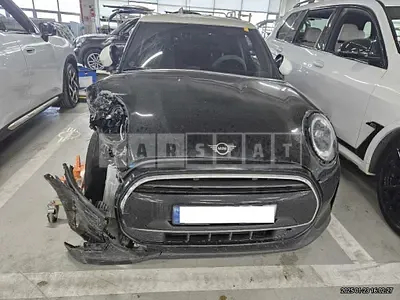 Photo 1 of 21: 2022 MINI Cooper Five-Door — Korean insurance auction