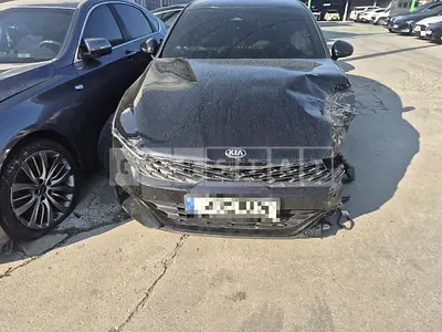 Photo 1 of 17: 2020 Kia K5 2.0 — Korean insurance auction