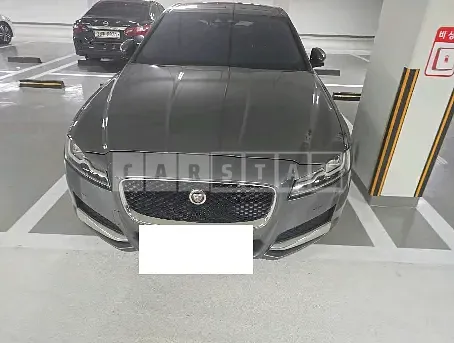 Photo 2 of 28: 2016 Jaguar XF 20d — Korean insurance auction