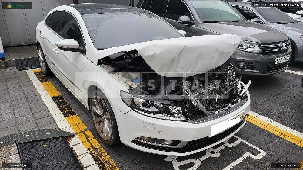 Photo 2 of 8: 2015 Volkswagen CC 2.0 TDI BMT, VIN WVWZZZ3CZFE822978 — Korean insurance auction