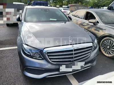 Photo 1 of 13: 2017 Mercedes-Benz Subsubbenz E300 4Matic — Korean insurance auction