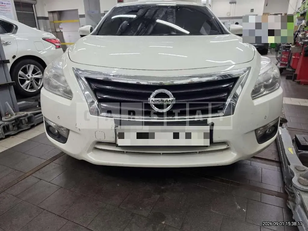Photo 2 of 31: 2016 Nissan Altima 2.5 — Korean insurance auction