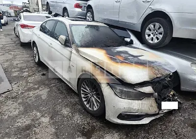 Photo 1 of 29: 2018 BMW 320i — Korean insurance auction