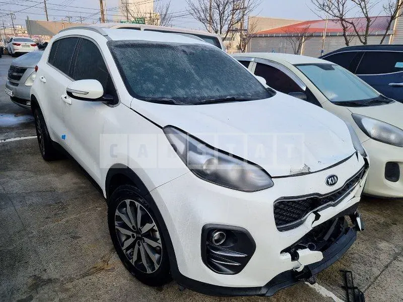 Photo 2 of 12: 2017 Kia Sportage 1.7, VIN KNAP6815GJK335621 — Korean insurance auction