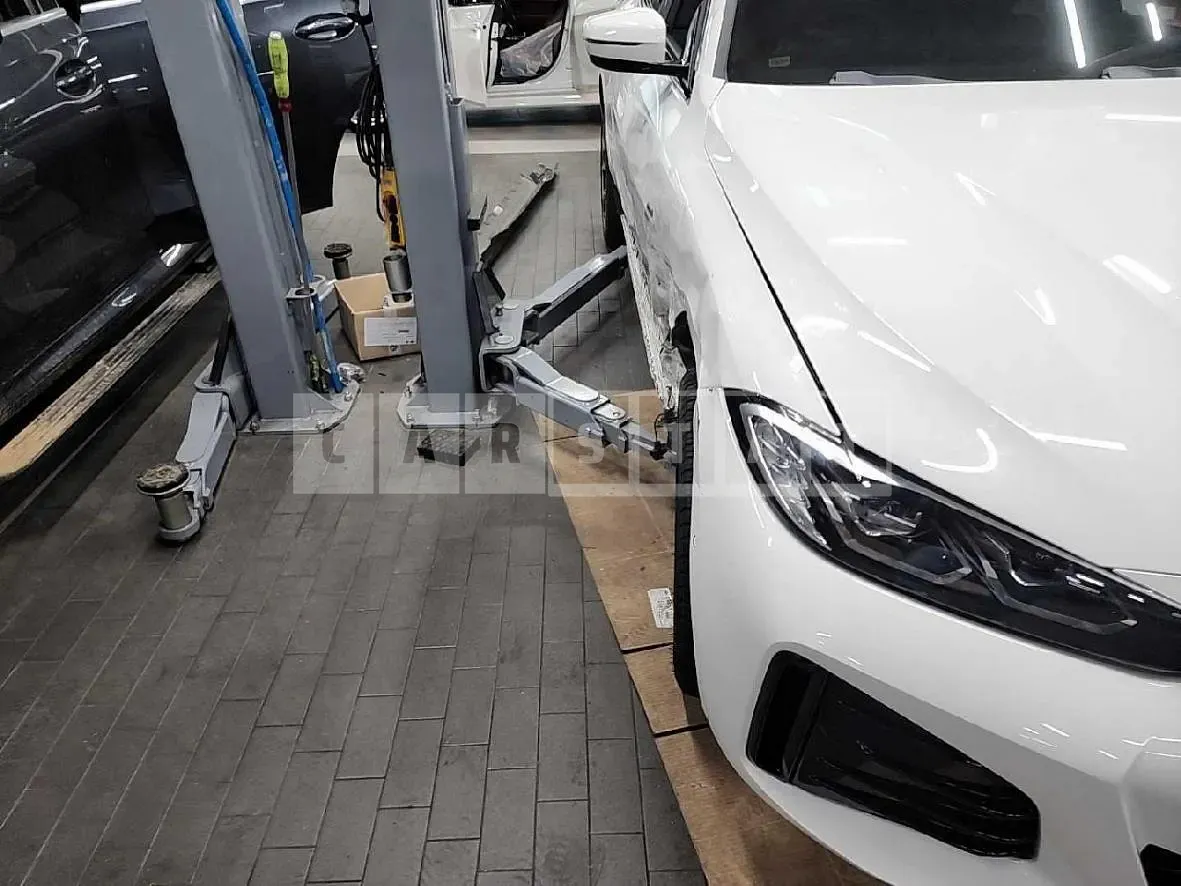 Photo 2 of 48: 2022 BMW i4 eDrive40, VIN WBY71AW09NFM61306 — Korean insurance auction
