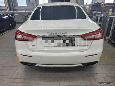 Photo 1 of 28: 2017 Maserati Quattroporte 350, VIN ZAM56XPG4H1231887 — Korean insurance auction