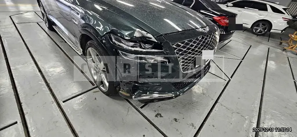 Photo 2 of 16: 2020 Genesis GV80 4WD — Korean insurance auction