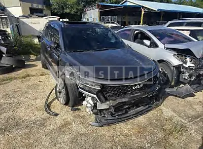 Photo 1 of 19: 2023 Kia Sorento — Korean insurance auction