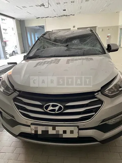 Photo 1 of 16: 2018 Hyundai Santa Fe, VIN KMHSW81UBJU843622 — Korean insurance auction