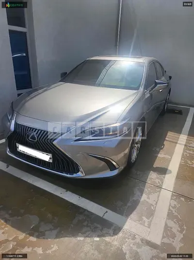 Photo 1 of 7: 2020 Lexus ES300h, VIN JTHBA1C15M2002738 — Korean insurance auction