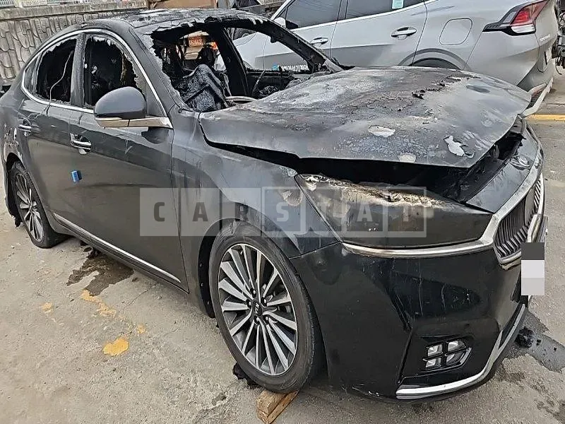Photo 2 of 29: 2017 Kia K7 — Korean insurance auction