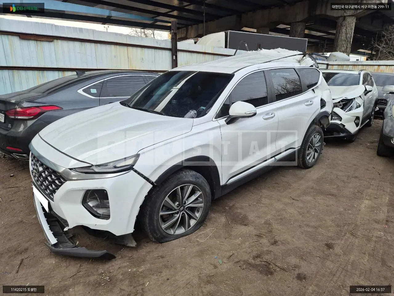 Photo 2 of 24: 2019 Hyundai Santa Fe, VIN KMHS281BBLU194245 — Korean insurance auction