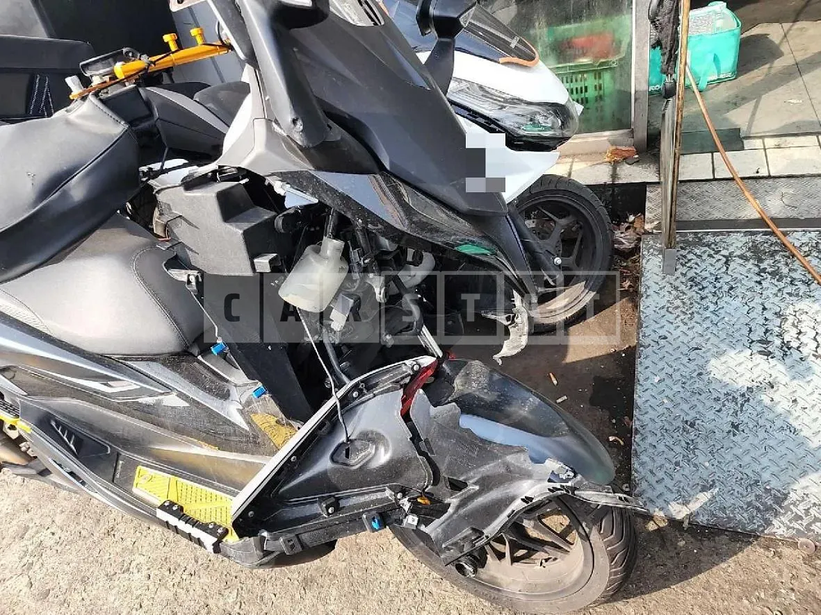 Photo 2 of 20: 2021 Honda (Two-Wheel) NSS350A — Korean insurance auction