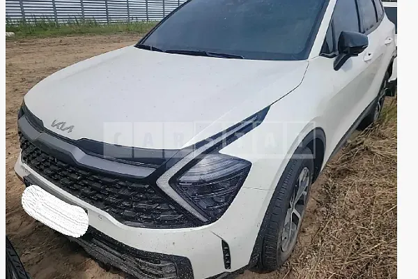 Photo 2 of 6: 2022 Kia Sportage, VIN KNAPX81GDNK030602 — Korean insurance auction