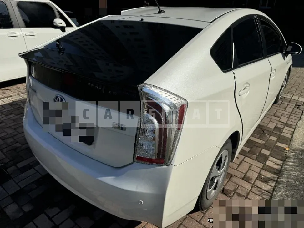Photo 2 of 6: 2015 Toyota Prius — Korean insurance auction