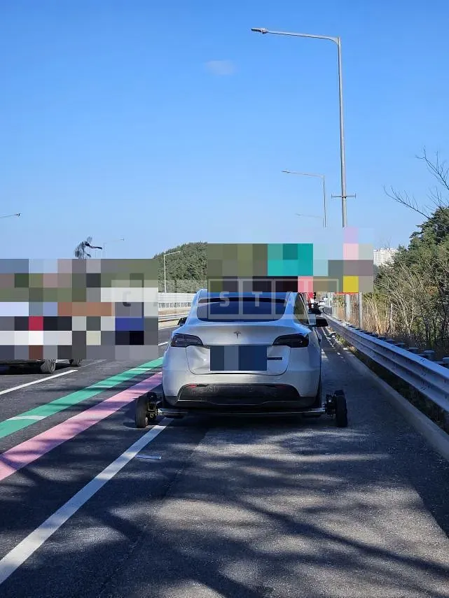 Photo 2 of 32: 2021 Tesla Model Y Standard Range — Korean insurance auction