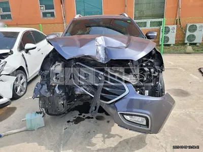 Photo 1 of 13: 2015 Hyundai Tucson, VIN KMHJT81VBFU994647 — Korean insurance auction