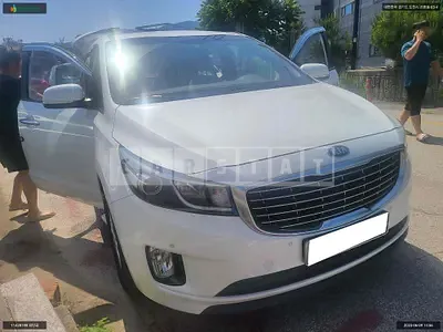 Photo 1 of 7: 2018 Kia Carnival, VIN KNHMF37ABJS436412 — Korean insurance auction