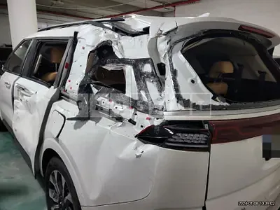 Photo 1 of 25: 2022 Kia Carnival 2.2, VIN KNANB81BBPS207027 — Korean insurance auction