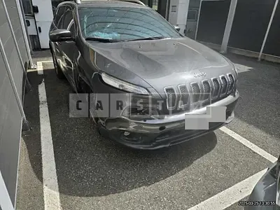 Photo 1 of 23: 2016 Jeep Zip Cherokee 2.2 — Korean insurance auction