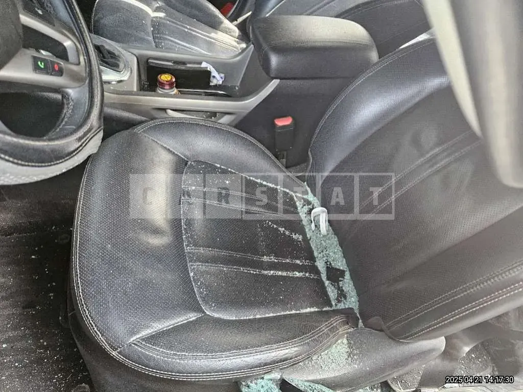 Photo 2 of 25: 2015 Kia Sportage — Korean insurance auction