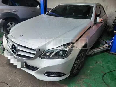 Photo 1 of 32: 2016 Mercedes-Benz E220 BlueTec, VIN WDDHF0AB4GB305538 — Korean insurance auction