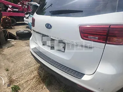 Photo 1 of 14: 2019 Kia Carnivals — Korean insurance auction