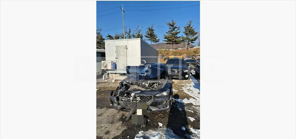 Photo 2 of 9: 2020 Genesis G70 — Korean insurance auction