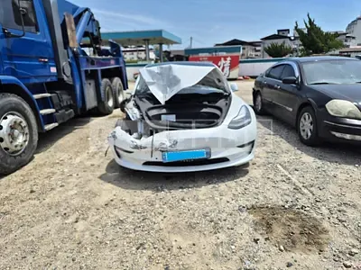 Photo 1 of 14: 2020 Tesla Model 3 Long Range, VIN 5YJ3E1EB3LF774179 — Korean insurance auction