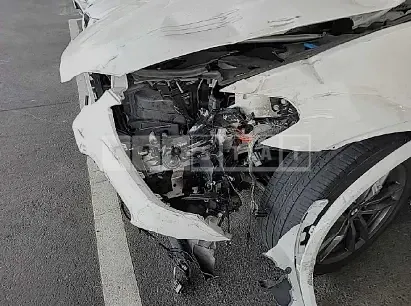 Photo 2 of 9: 2019 BMW X4 xDrive20d M Sport Package, VIN WBAVJ9107K9A39981 — Korean insurance auction