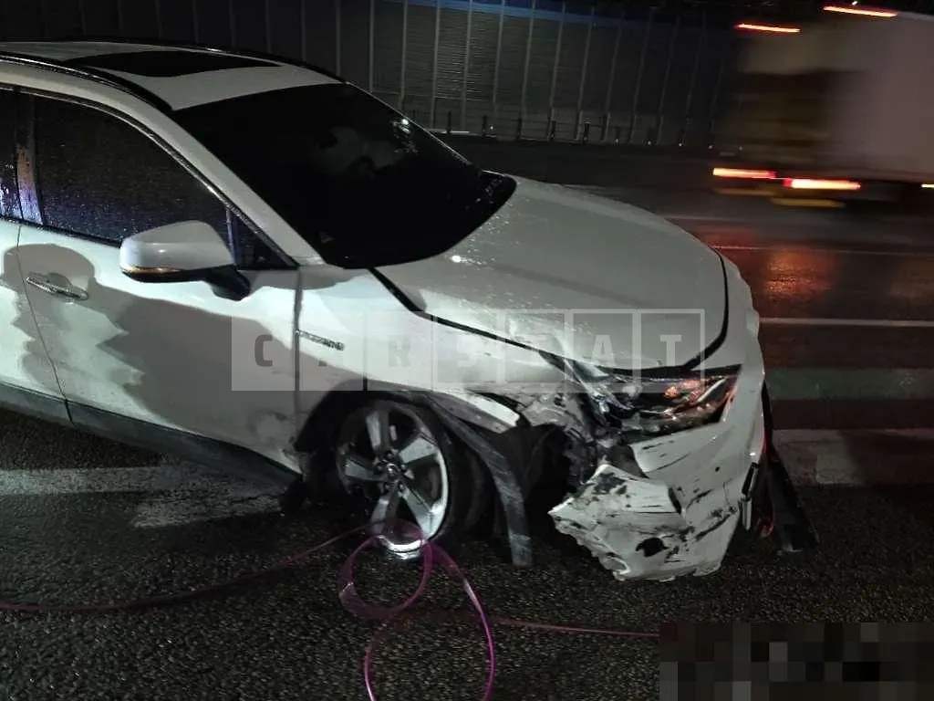 Photo 2 of 5: 2019 Toyota Lave 4 Hybrid AWD — Korean insurance auction