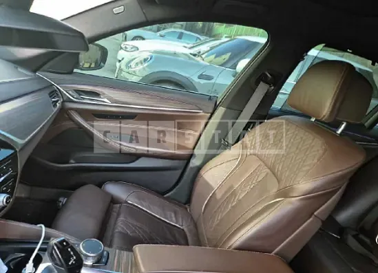 Photo 2 of 12: 2018 BMW 520d xDrive — Korean insurance auction
