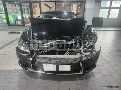 Photo 1 of 18: 2016 Lexus LS460 4WD — Korean insurance auction